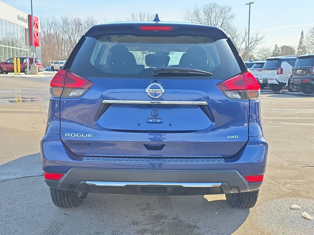 Used 2019 Nissan Rogue S image 6
