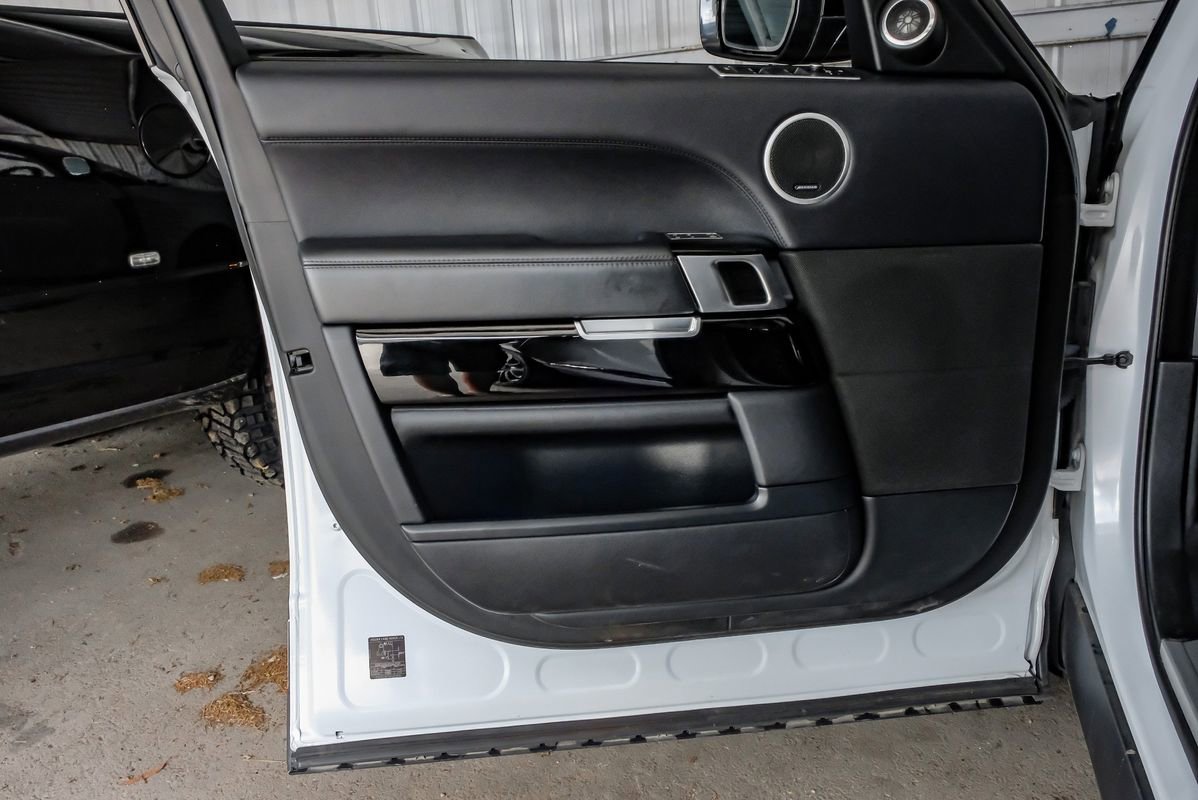 Used 2017 Land Rover Range Rover Supercharged image 43