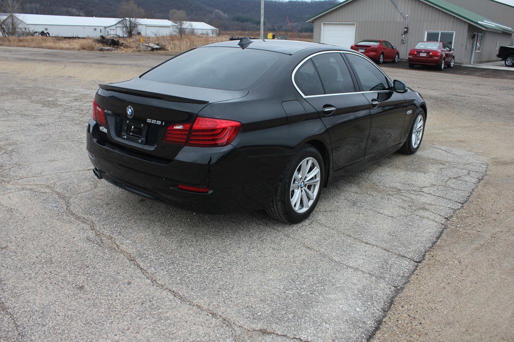 Used 2016 BMW 528i xDrive Sedan image 6