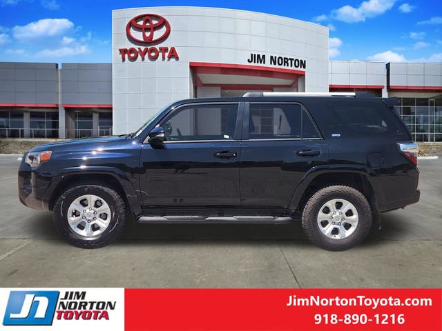 Used 2023 Toyota 4Runner SR5 Premium w/ Moonroof Package RWD image 5
