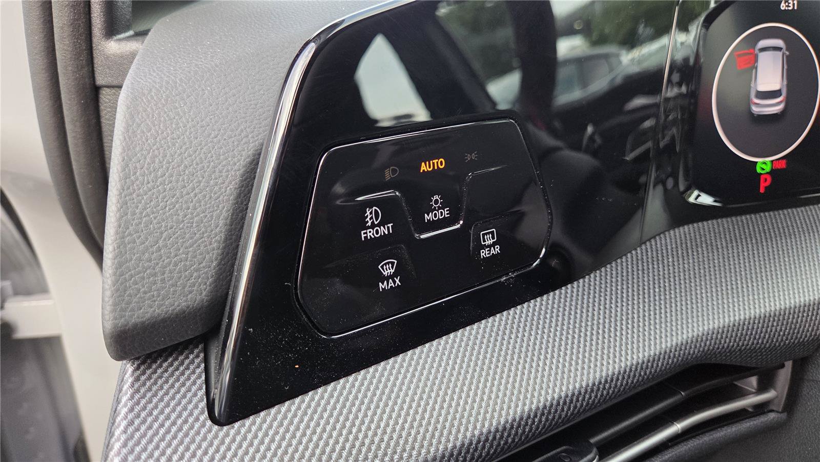 New 2026 Volkswagen GTI SE FWD image 16
