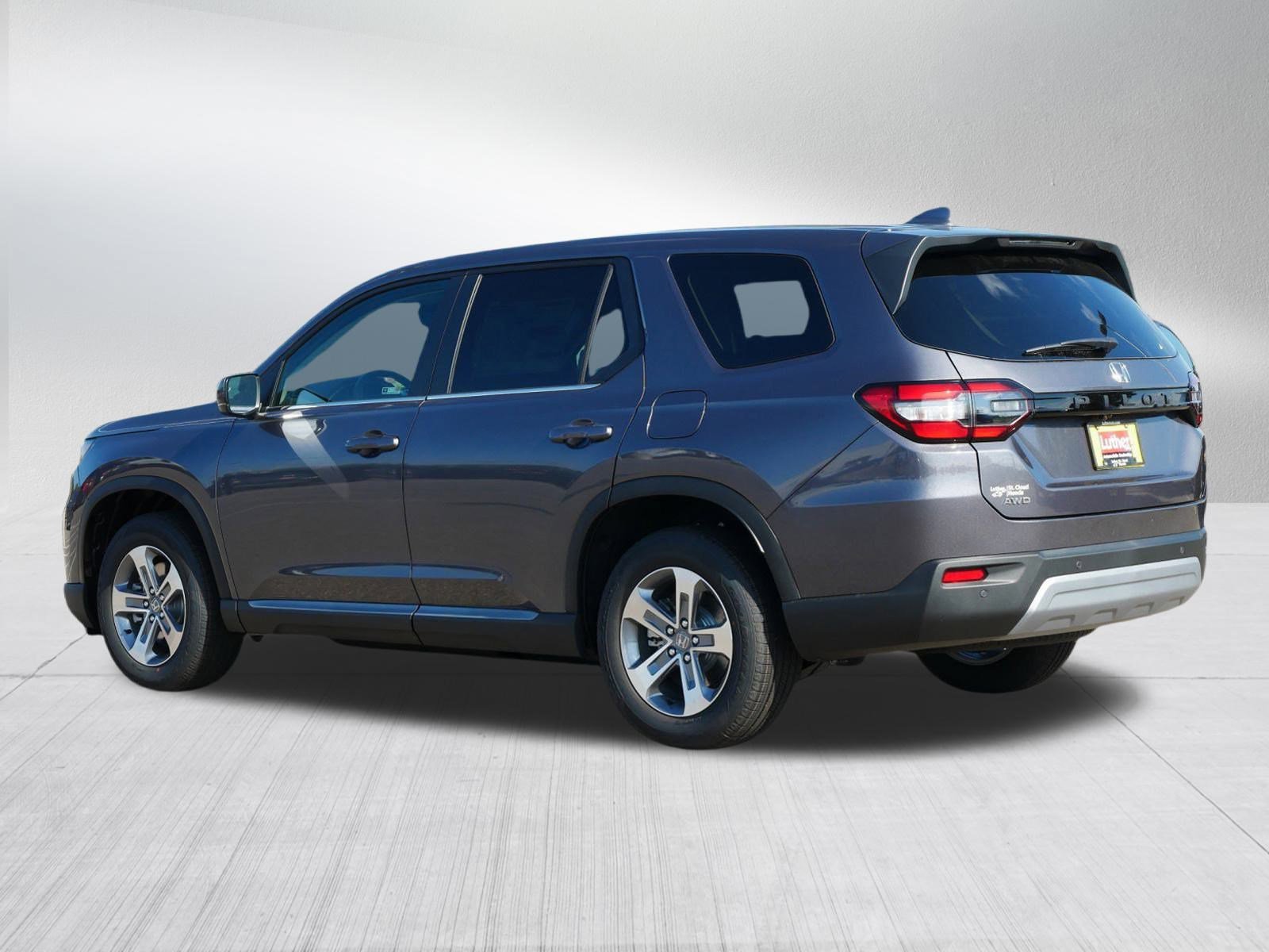 New 2025 Honda Pilot EX-L image 3