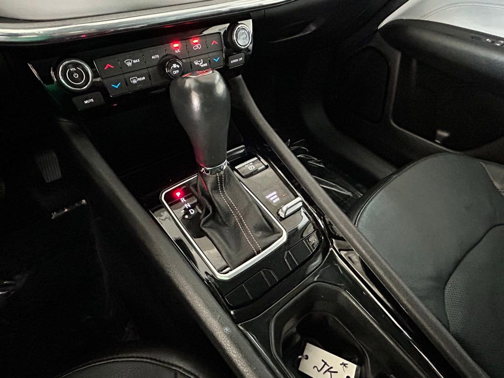 Used 2022 Jeep Compass Limited image 11