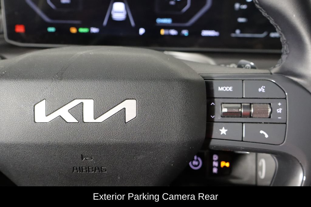 Used 2024 Kia EV9 Light Long Range RWD image 10