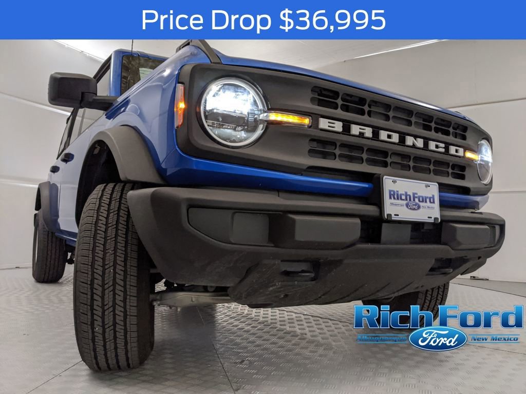 New 2025 Ford Bronco 4-Door image 28