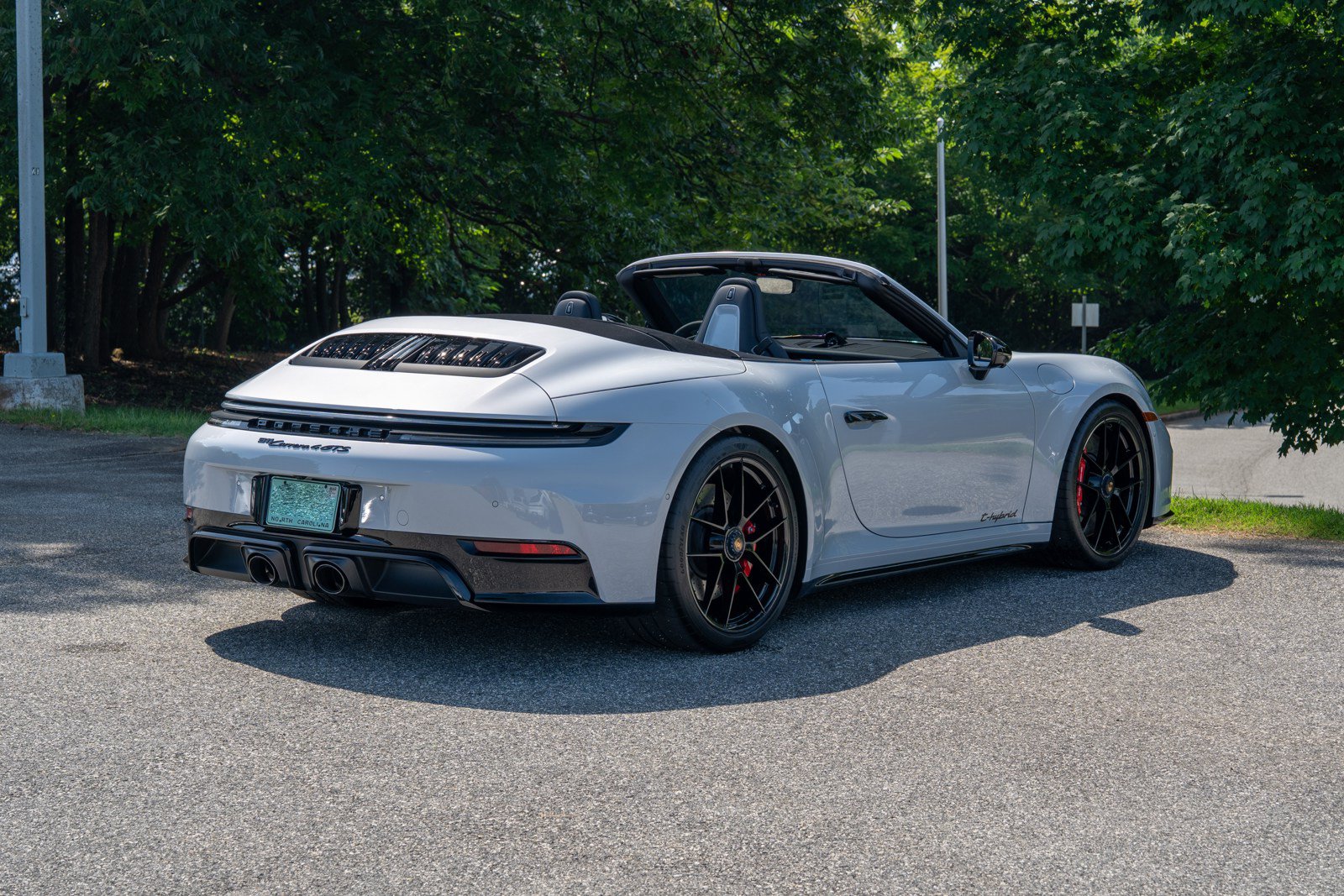 Certified 2025 Porsche 911 Carrera 4 GTS AWD/4WD image 7