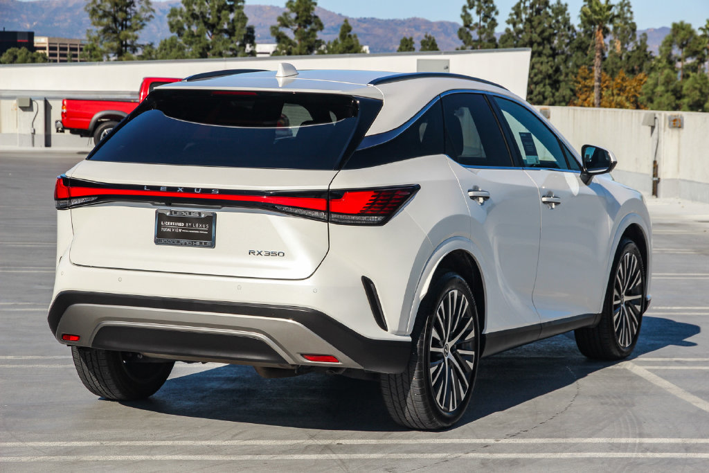Used 2024 Lexus RX 350 Premium Plus w/ Cold Area Package FWD image 5