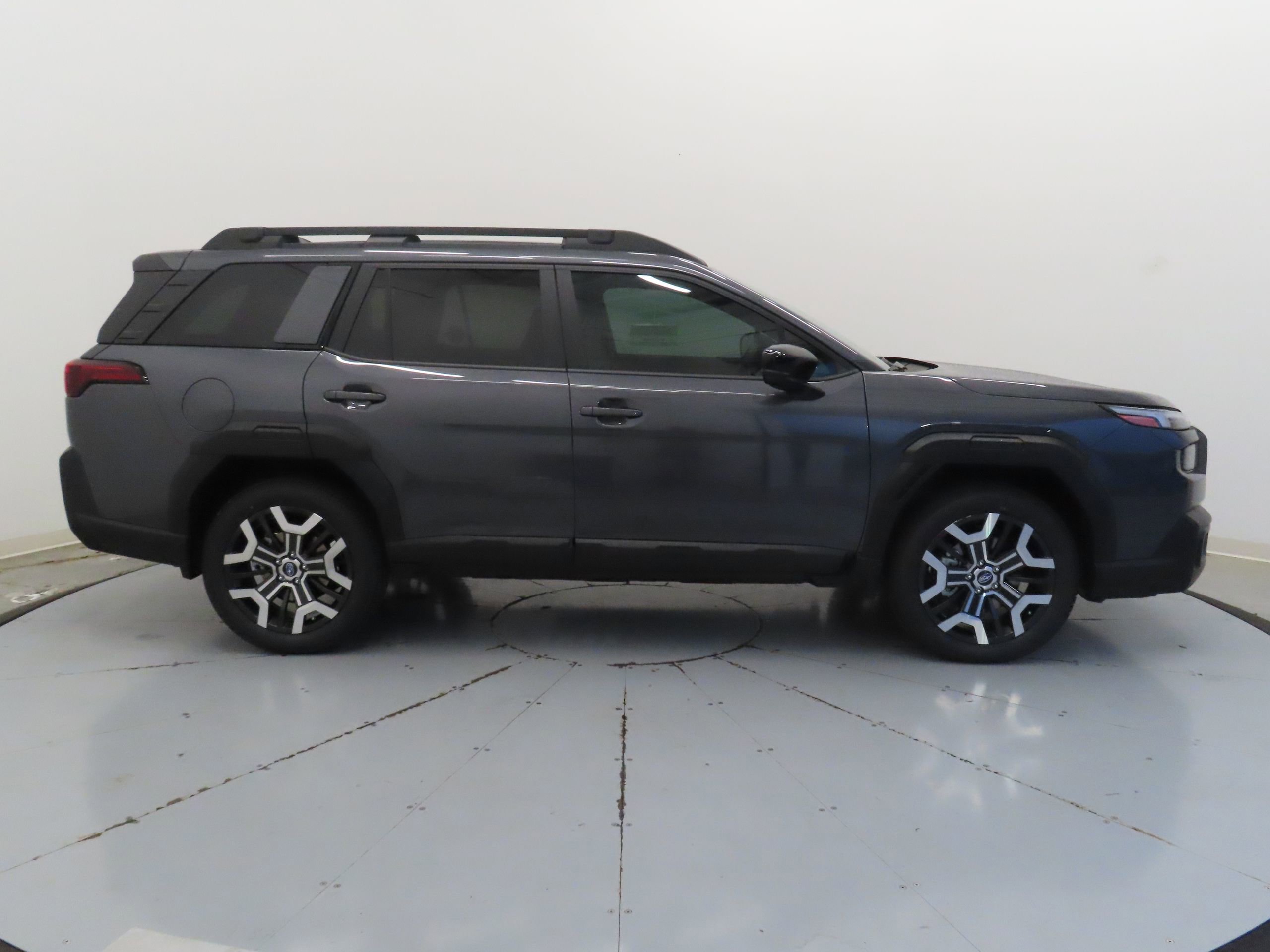 New 2026 Subaru Outback Touring XT AWD/4WD image 2