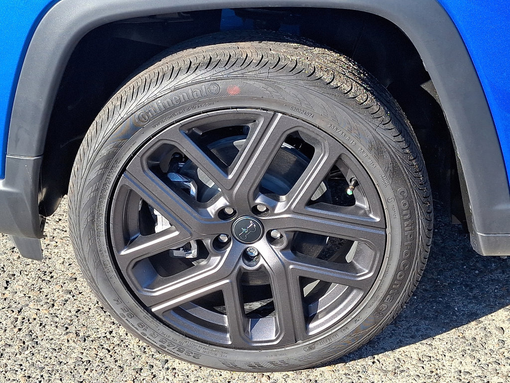 New 2026 Jeep Compass Limited image 18