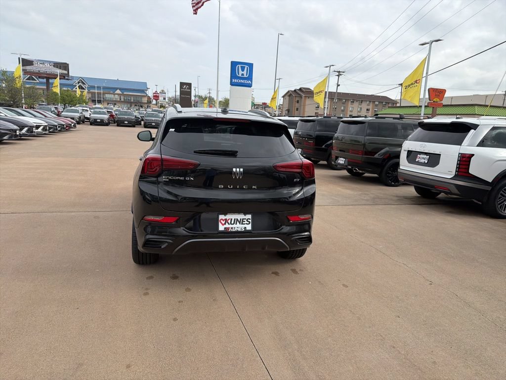 Used 2024 Buick Encore GX Sport Touring AWD/4WD image 9