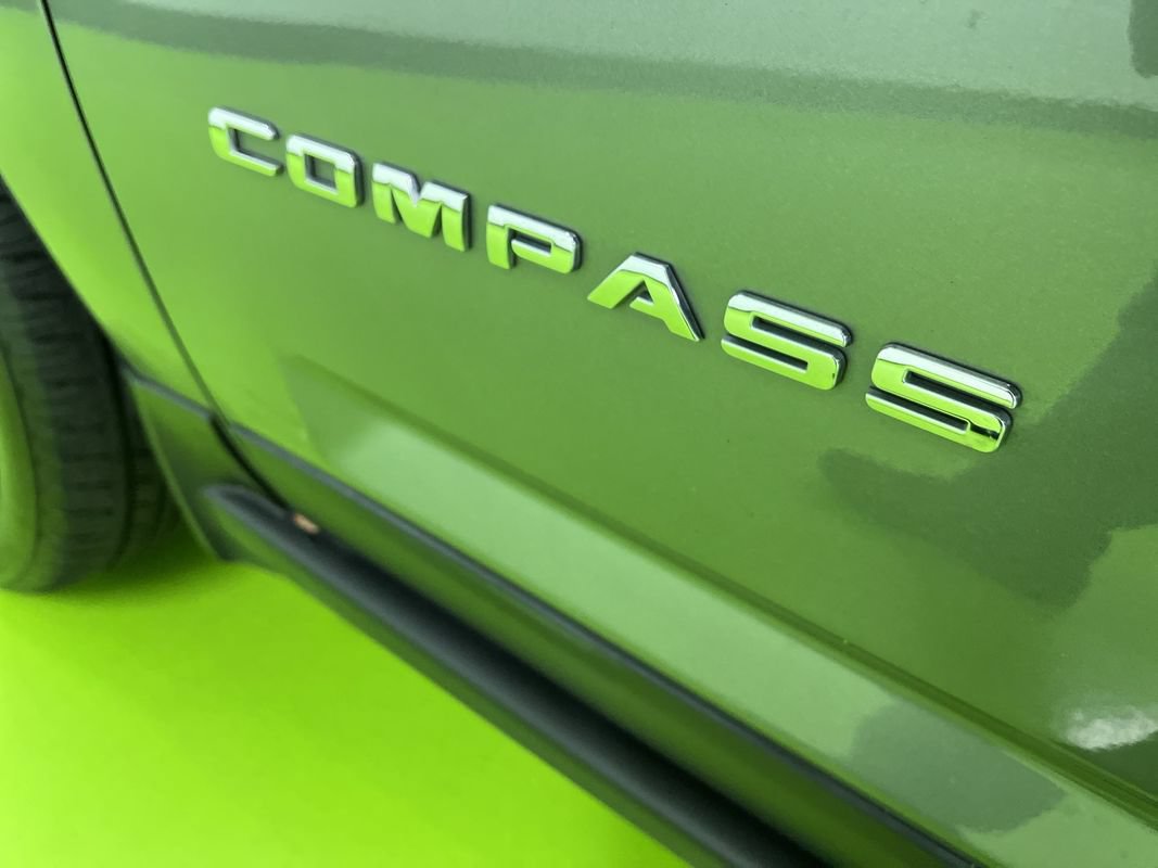 Used 2011 Jeep Compass 4WD image 14