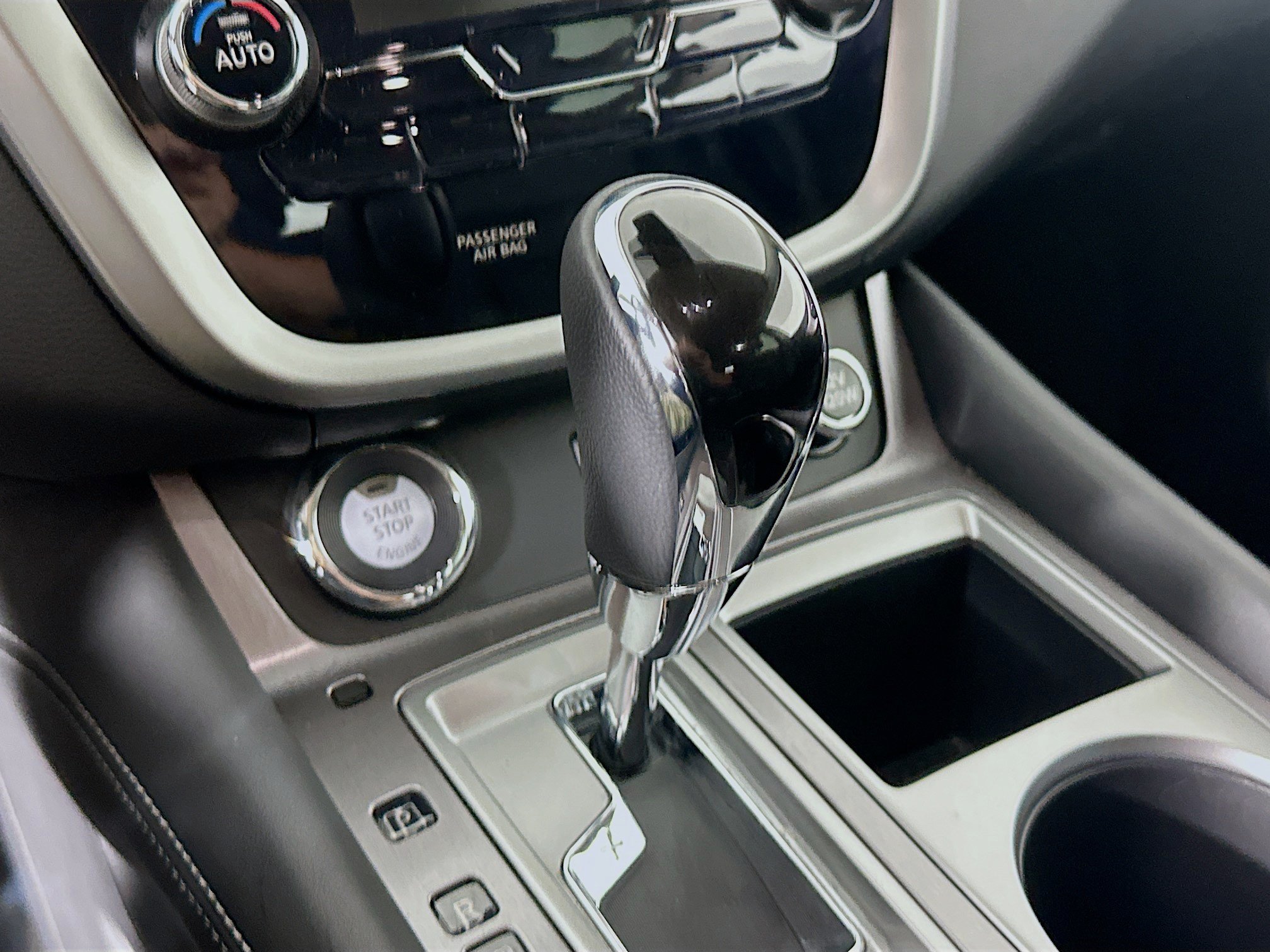 Used 2024 Nissan Murano SV w/ SV Midnight Edition Package AWD/4WD image 23