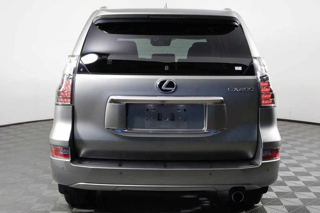 Used 2023 Lexus GX 460 Luxury w/ Off Road Package image 5
