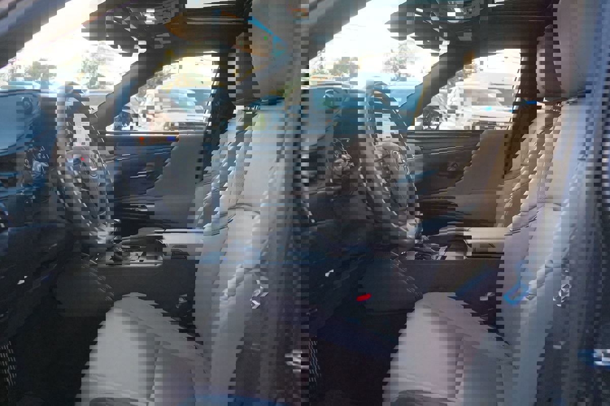 Used 2023 Lexus ES 350 image 12