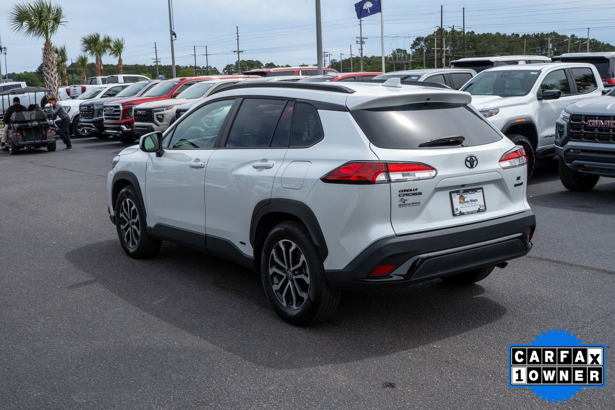 Used 2023 Toyota Corolla Cross AWD Hybrid image 5