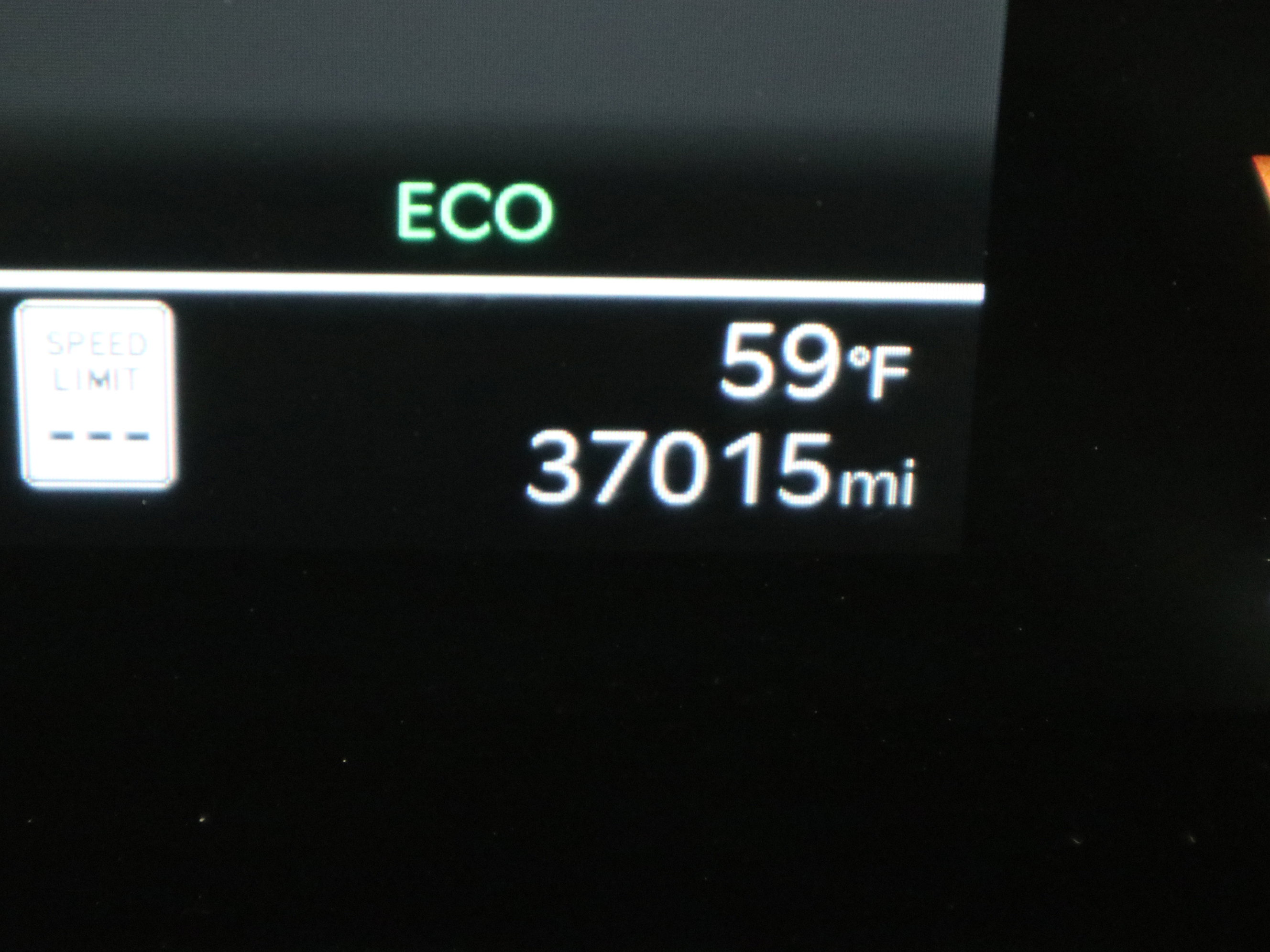 Used 2025 Kia Carnival image 18