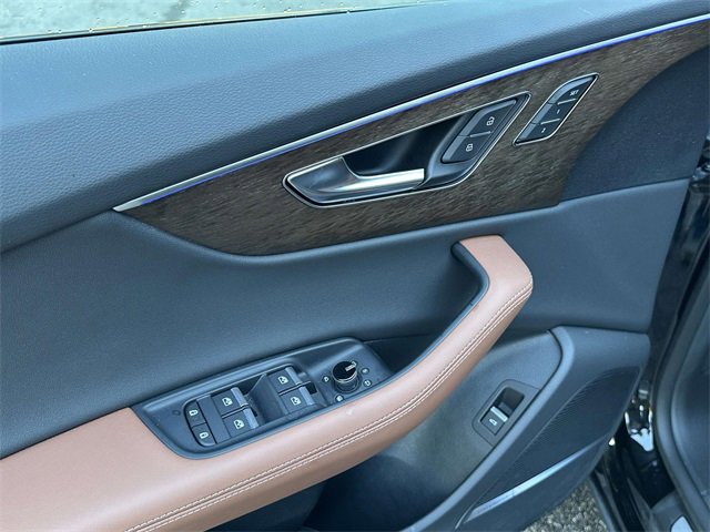 Certified 2025 Audi Q8 Premium Plus w/ Premium Plus Package image 21