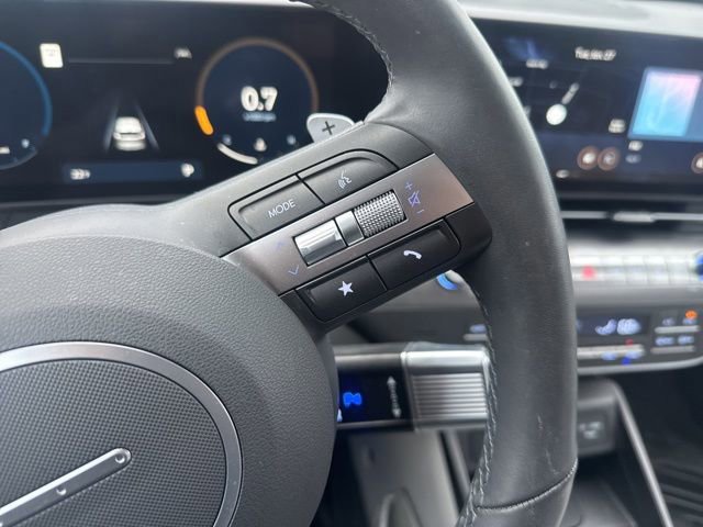 Used 2024 Hyundai Kona Limited image 9