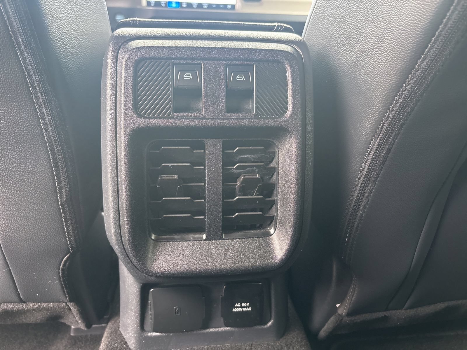 Used 2025 Ford Bronco Outer Banks AWD/4WD image 42