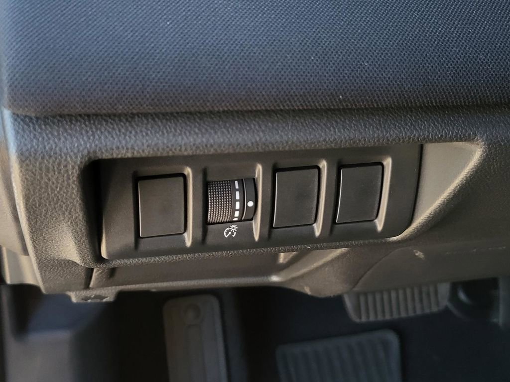 Certified 2025 Subaru Outback Premium w/ Popular Package #1 image 18