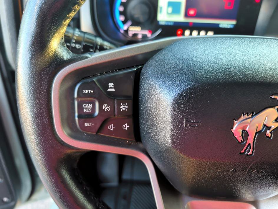 Used 2022 Ford Bronco Badlands image 19