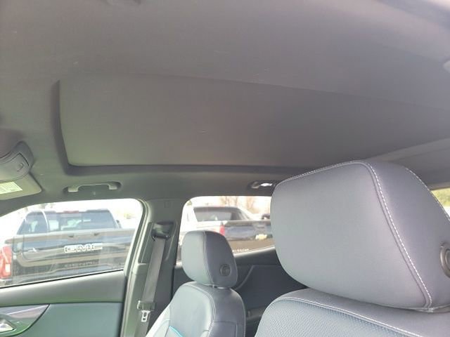 Used 2023 Chevrolet Blazer RS w/ Driver Confidence II Package image 9