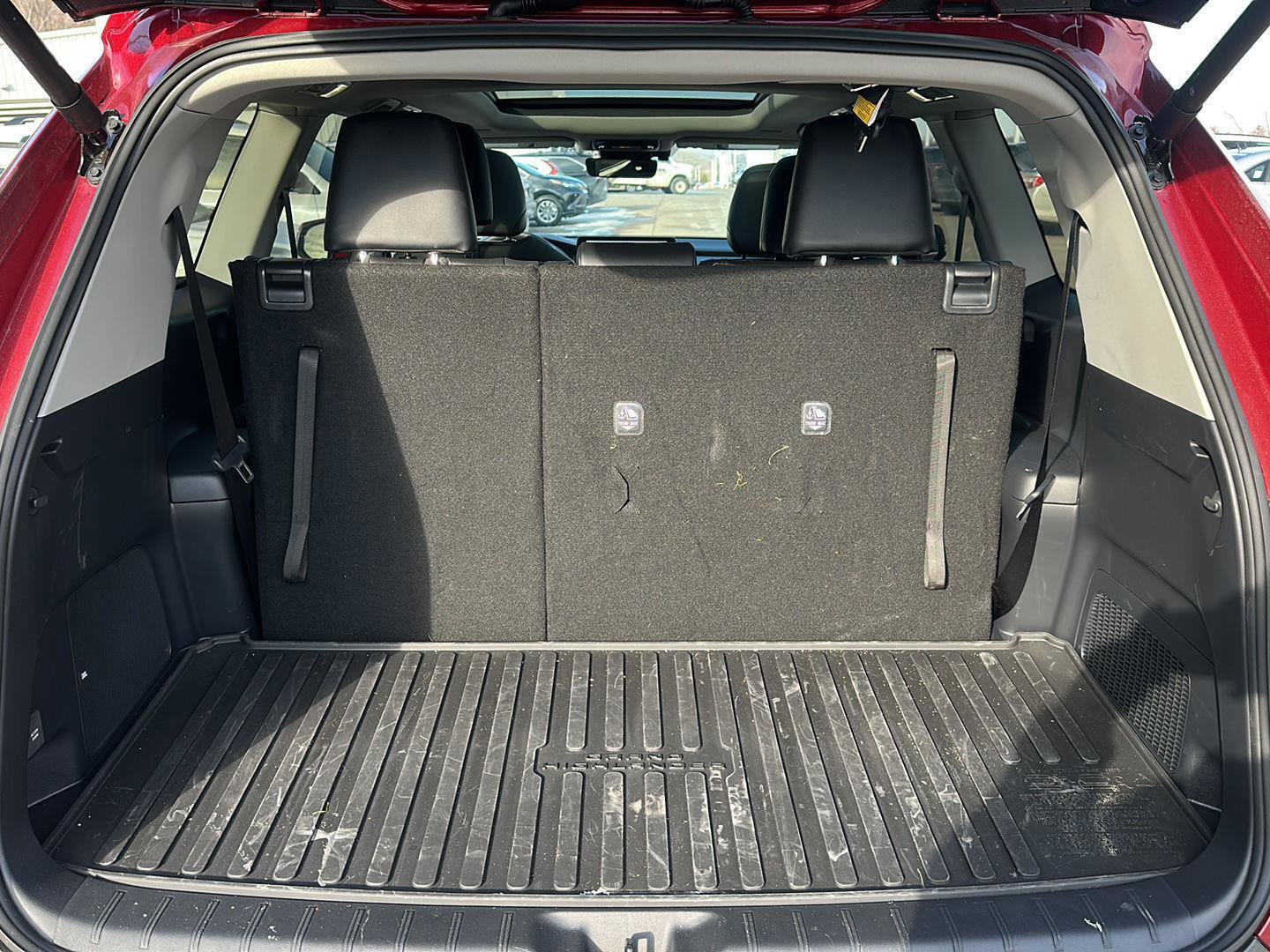 Used 2025 Toyota Grand Highlander AWD Hybrid image 25