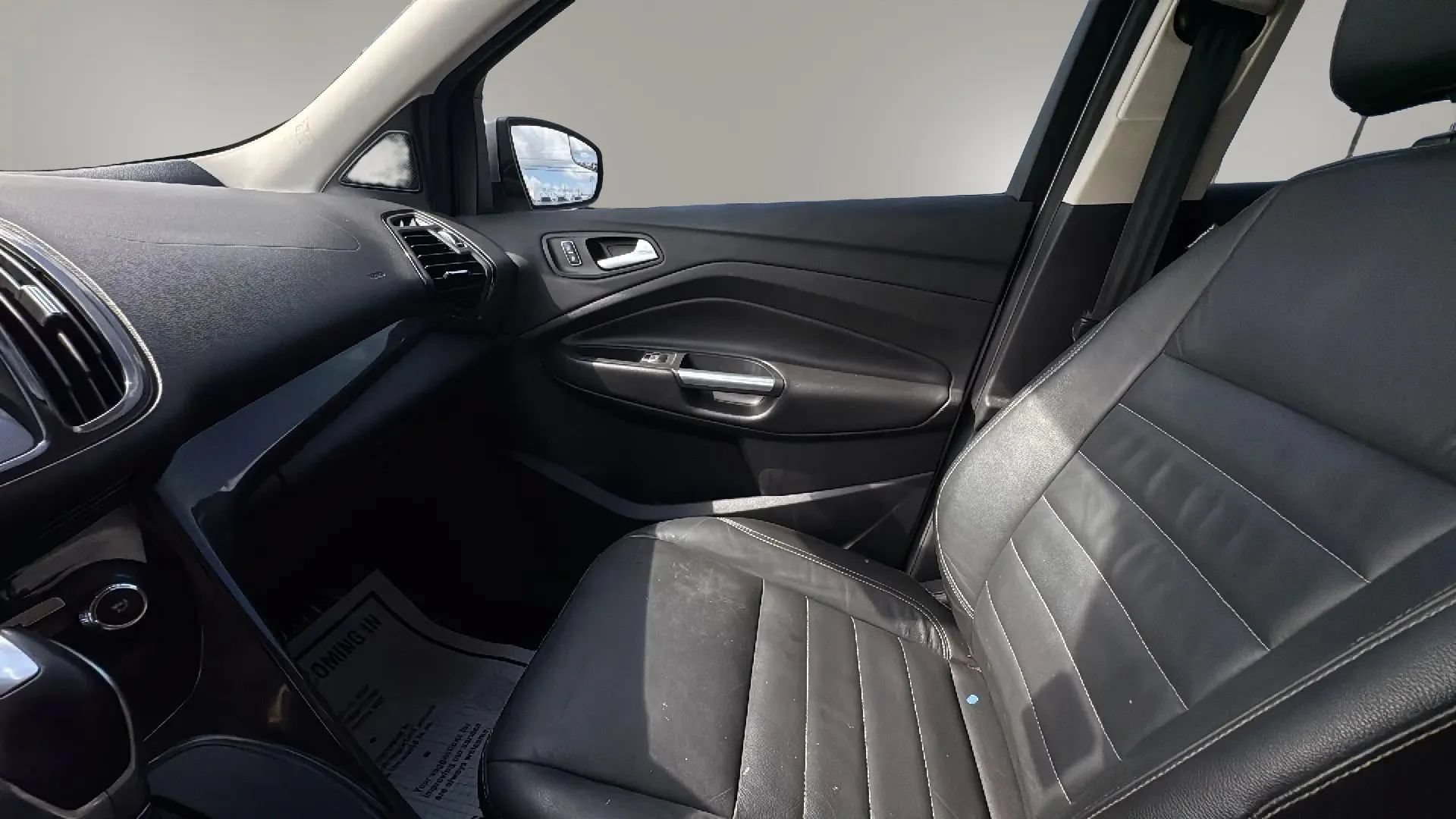 Used 2016 Ford Escape Titanium FWD image 19