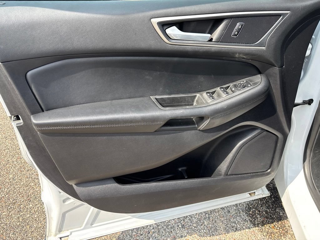 Used 2022 Ford Edge SEL w/ Convenience Package AWD/4WD image 25