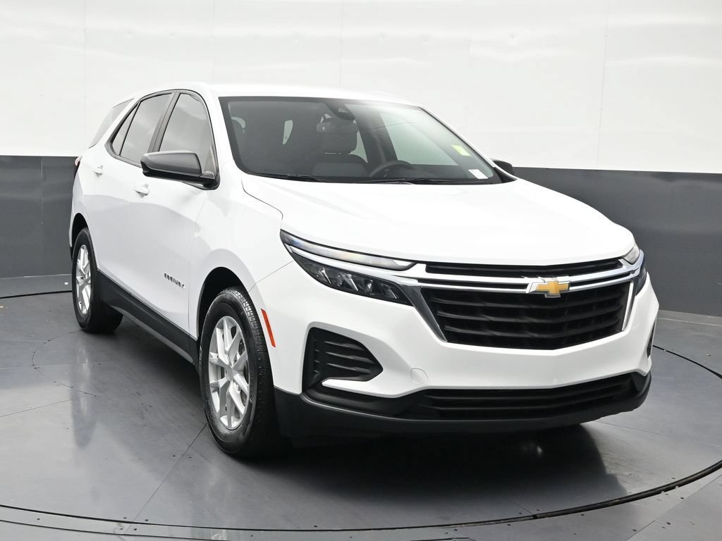 Used 2023 Chevrolet Equinox LS FWD image 8