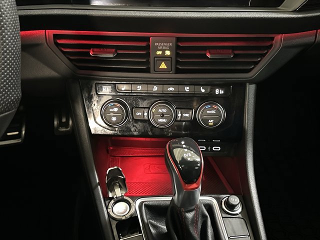 Used 2022 Volkswagen Jetta GLI Autobahn w/ GLI Black Package image 32