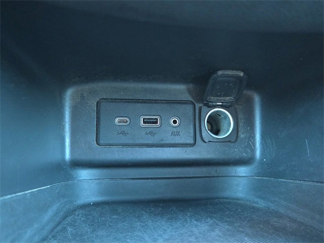 Used 2023 Chevrolet Equinox LT image 24