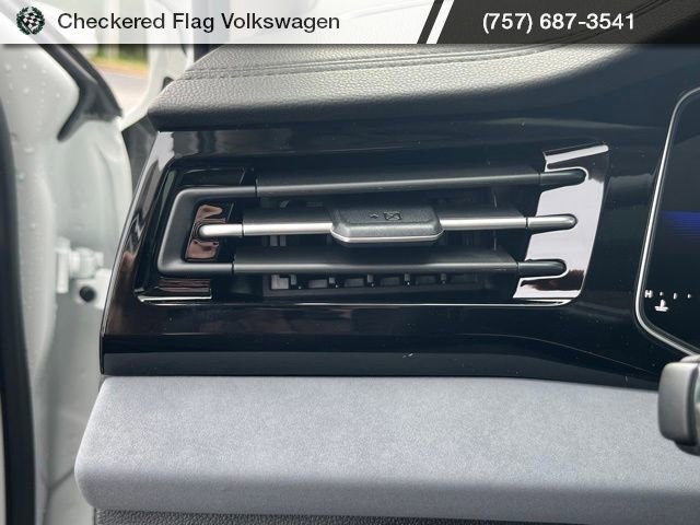 New 2026 Volkswagen Jetta SE image 30