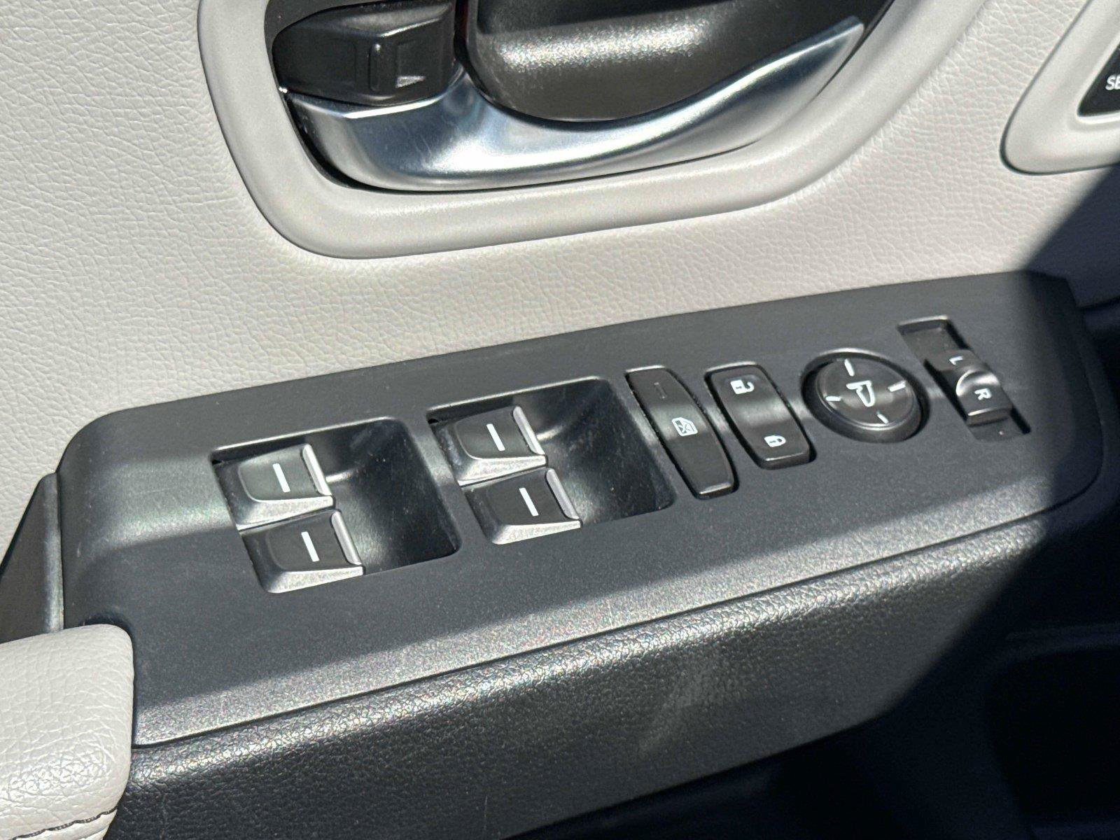 Certified 2025 Honda Pilot EX-L image 21