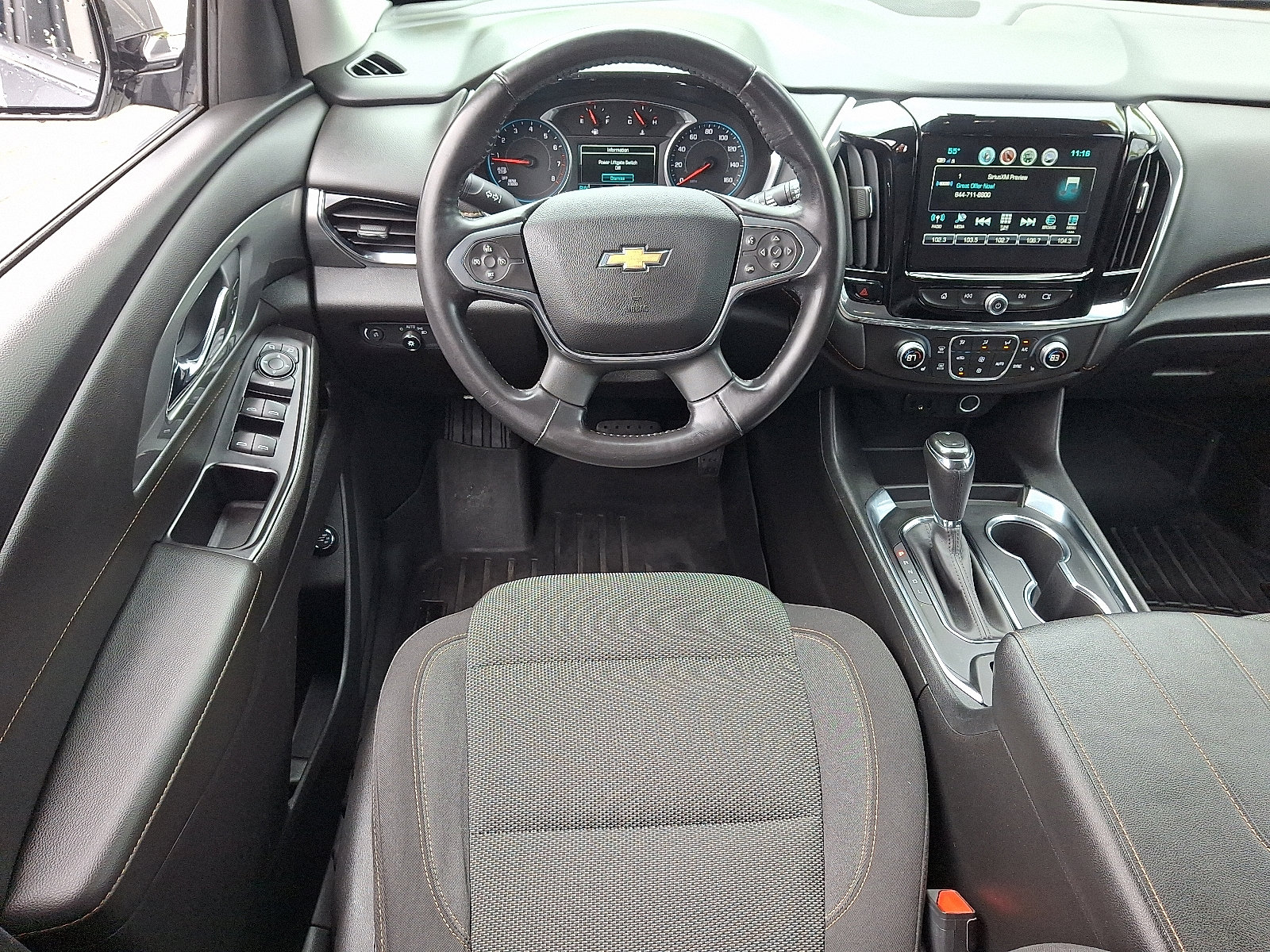 Used 2018 Chevrolet Traverse LT AWD/4WD image 14