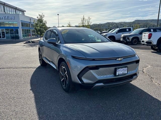 Certified 2024 Chevrolet Equinox EV LT AWD/4WD image 8
