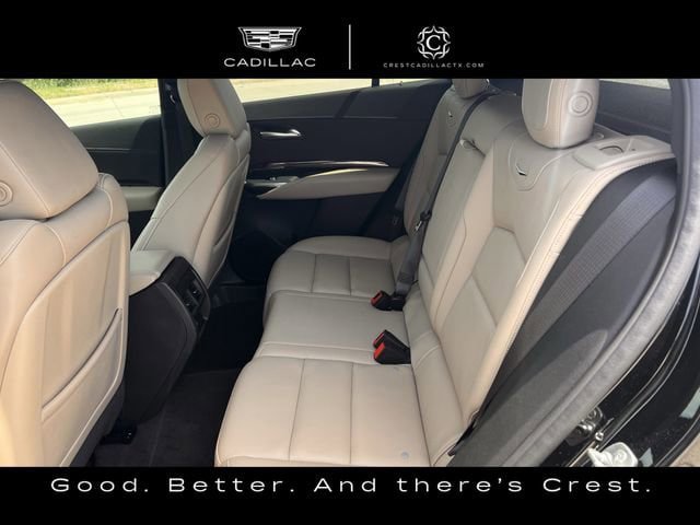 Used 2025 Cadillac XT4 Premium Luxury FWD image 32