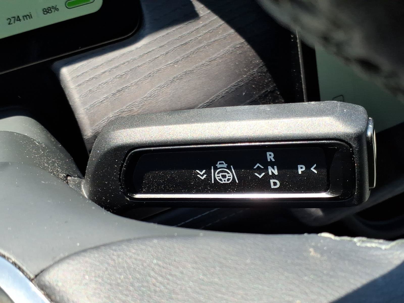 Used 2024 Rivian R1S Adventure AWD/4WD image 8