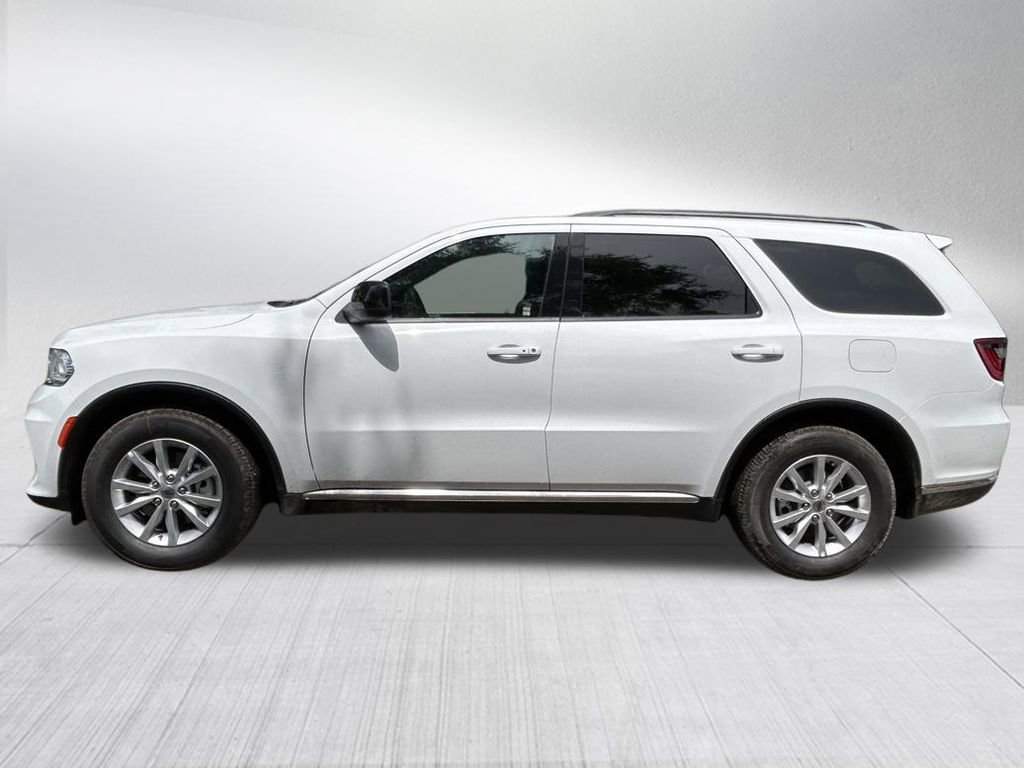 New 2024 Dodge Durango SXT w/ 3rd Row Seating Group image 7