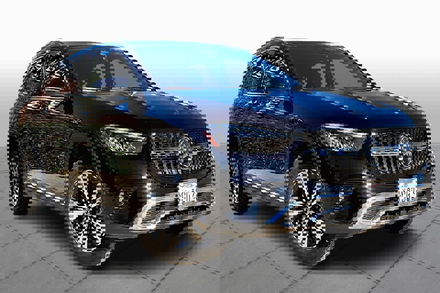 Used 2025 Mercedes-Benz GLA 250 image 2