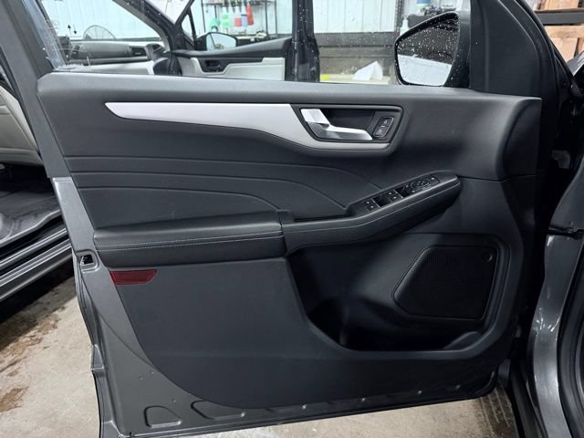 Used 2022 Ford Escape SEL AWD/4WD image 13