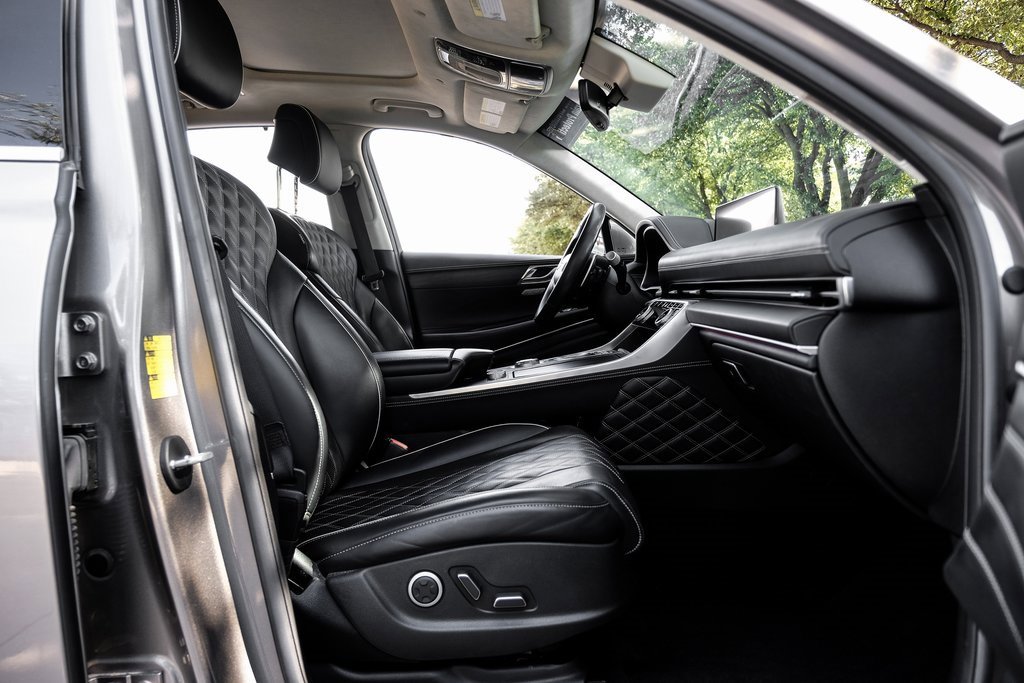 Used 2021 Genesis GV80 3.5T Advanced + w/ Prestige Package 07 image 46