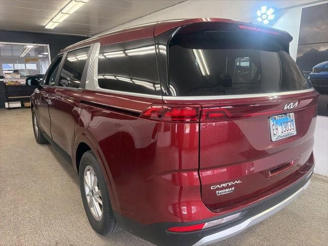 Certified 2024 Kia Carnival LX image 17
