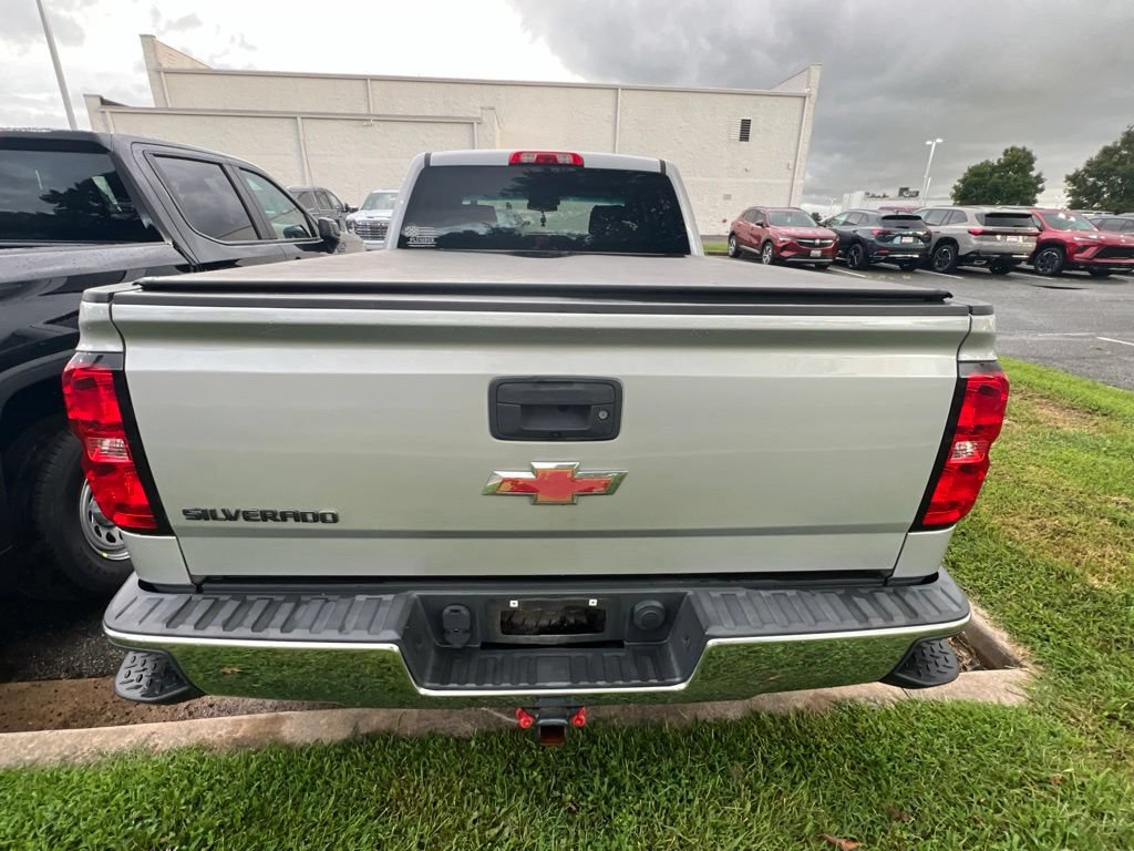 Used 2018 Chevrolet Silverado 1500 W/T w/ WT Convenience Package AWD/4WD image 7