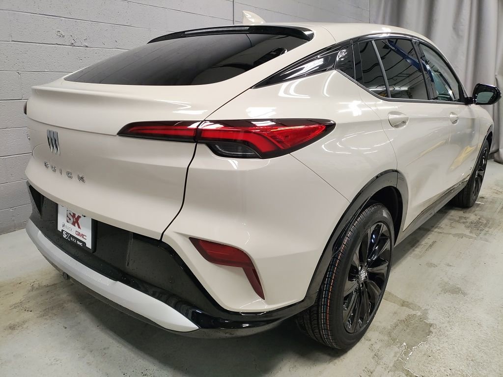 New 2026 Buick Envista Sport Touring w/ Studio Series image 2