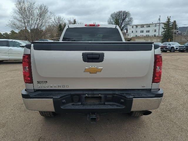 Used 2009 Chevrolet Silverado 2500 LT w/ Interior Plus Package AWD/4WD image 8