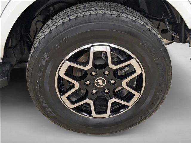 Used 2024 Ford Bronco Outer Banks image 24