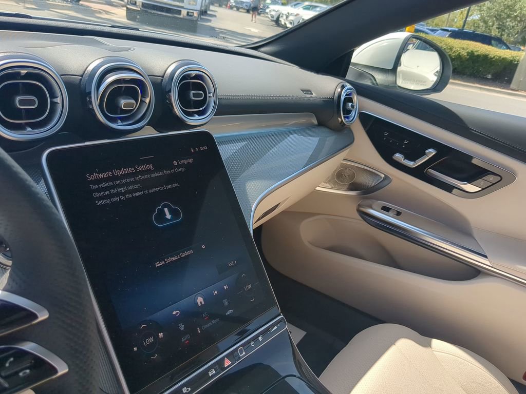 New 2024 Mercedes-Benz CLE 300 4MATIC Cabriolet image 4