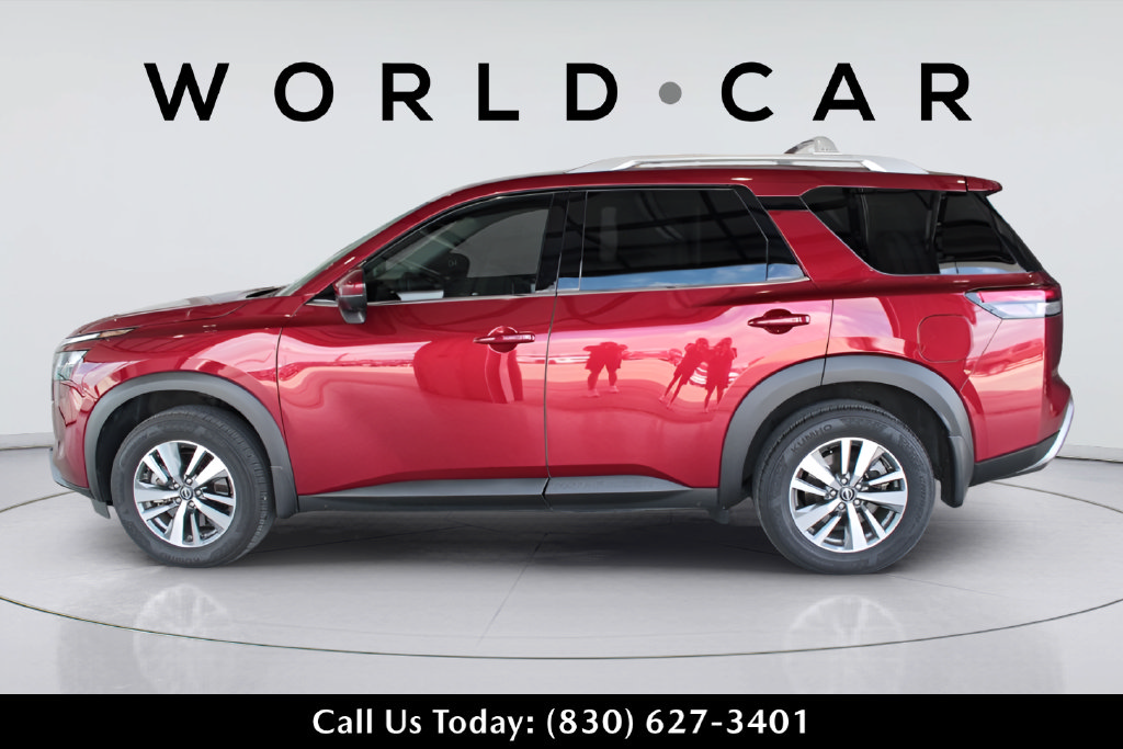 Used 2024 Nissan Pathfinder SL FWD image 6