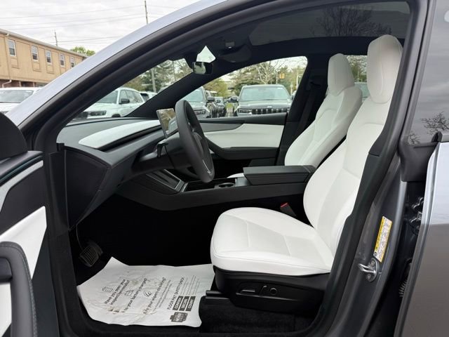 Used 2026 Tesla Model Y Long Range AWD/4WD image 46
